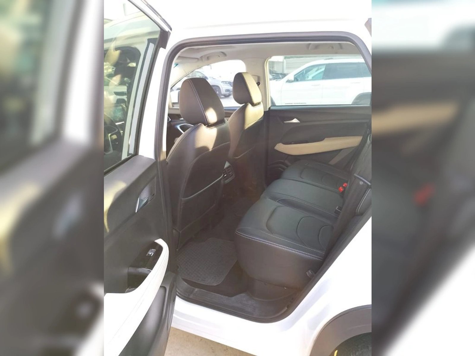 CHEVROLET CAPTIVA 1.5 LTZ CVT P 2024 - Imagen 16 de 20