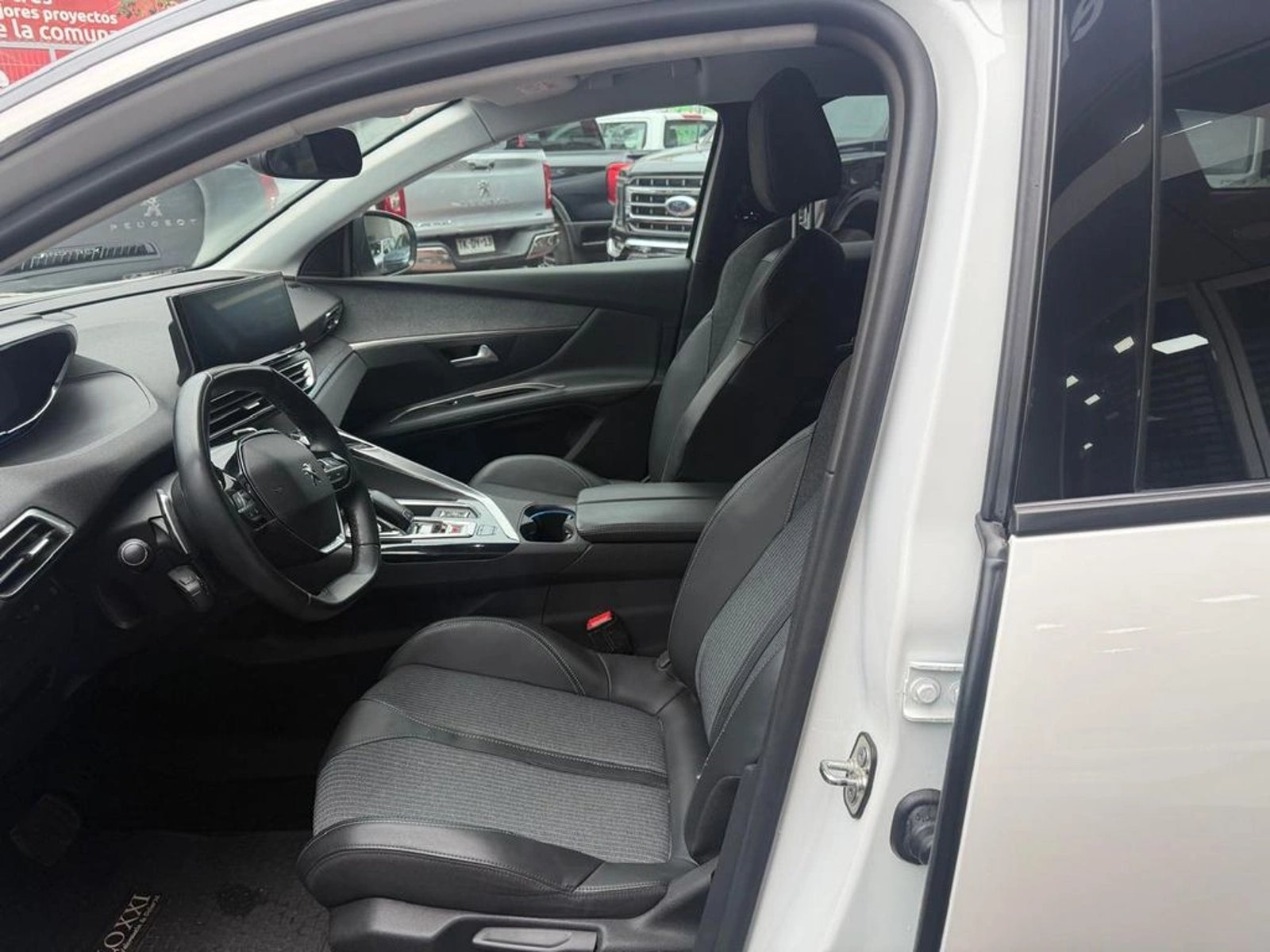 Peugeot 3008 ALLURE BLUE HDI HP 1.5 AUT 2021 - Imagen 10 de 12