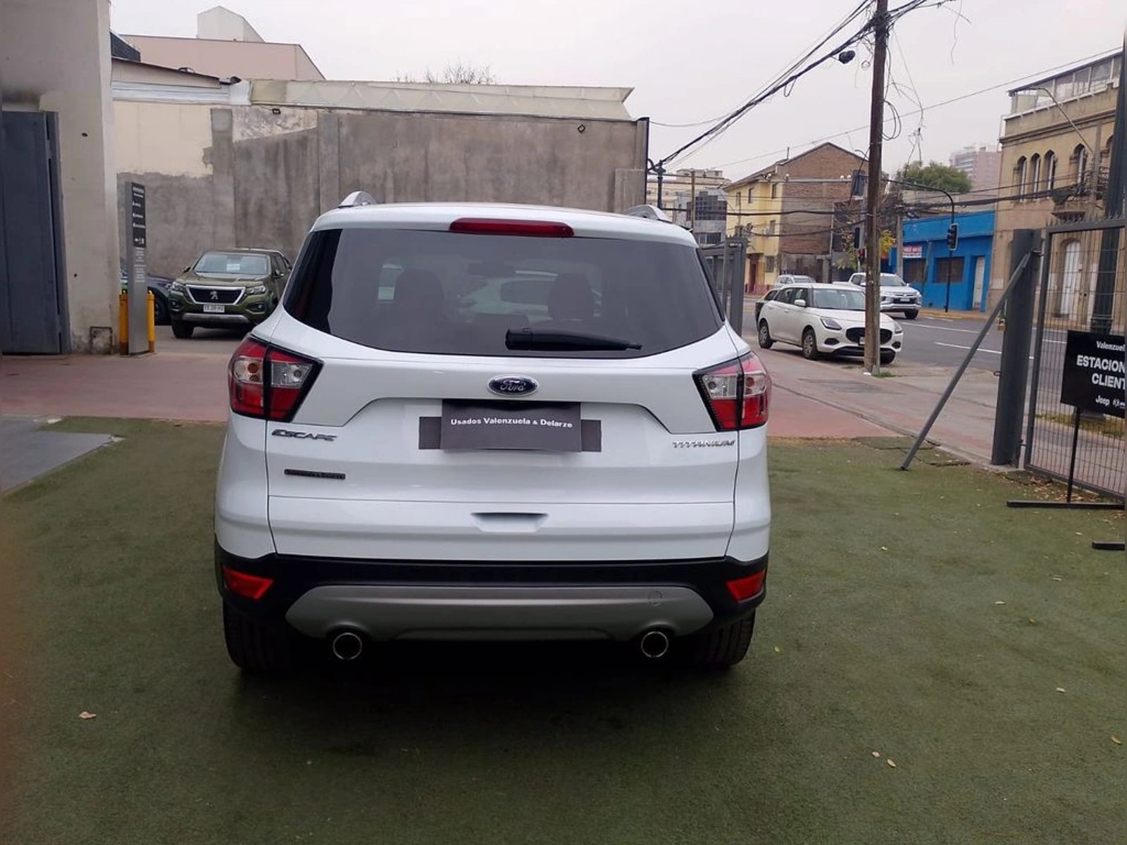 Ford ESCAPE Titanium Diésel AT AWD 2020 - Imagen 6 de 18