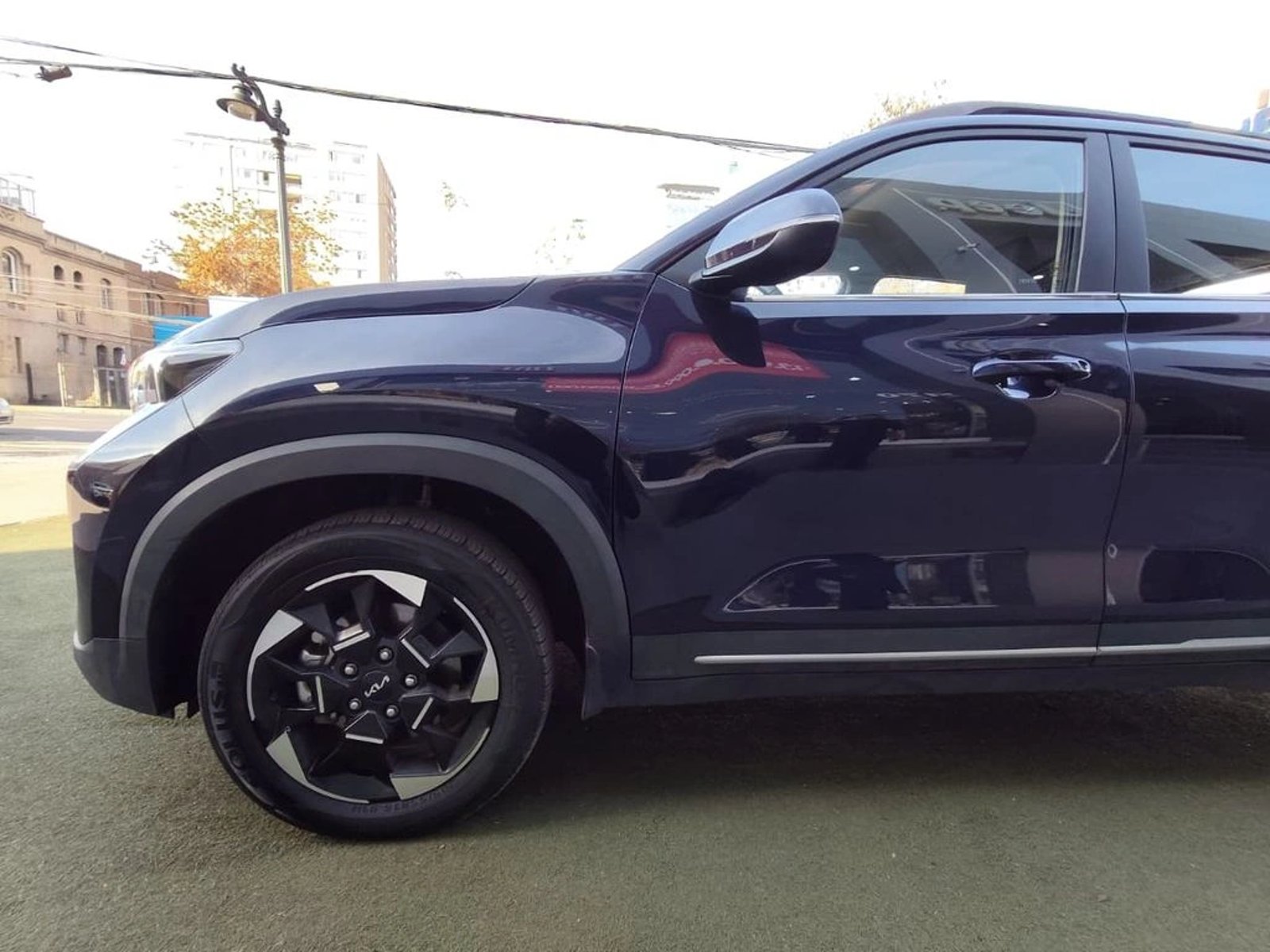 Kia SONET EX 1.5L 6MT FULL(2111) 2024 - Imagen 9 de 17