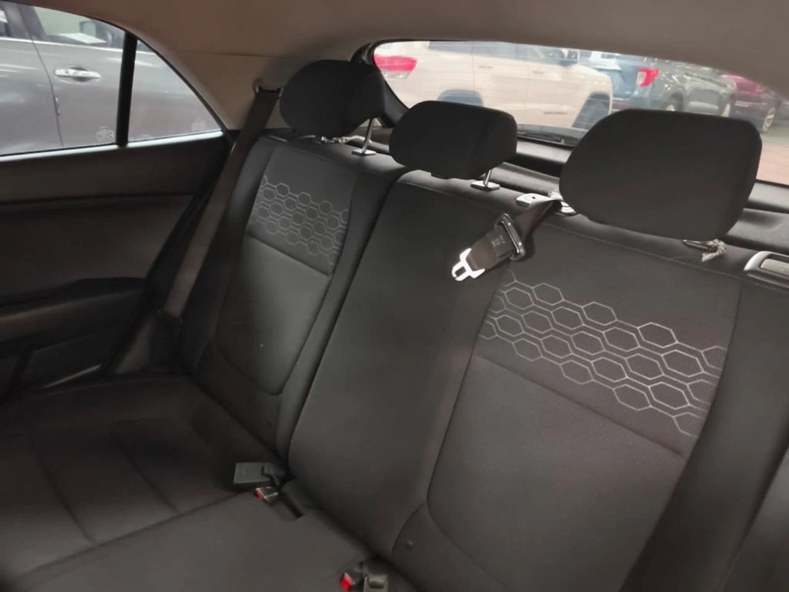 Kia RIO 5 EX 1.4 2020 - Imagen 13 de 13