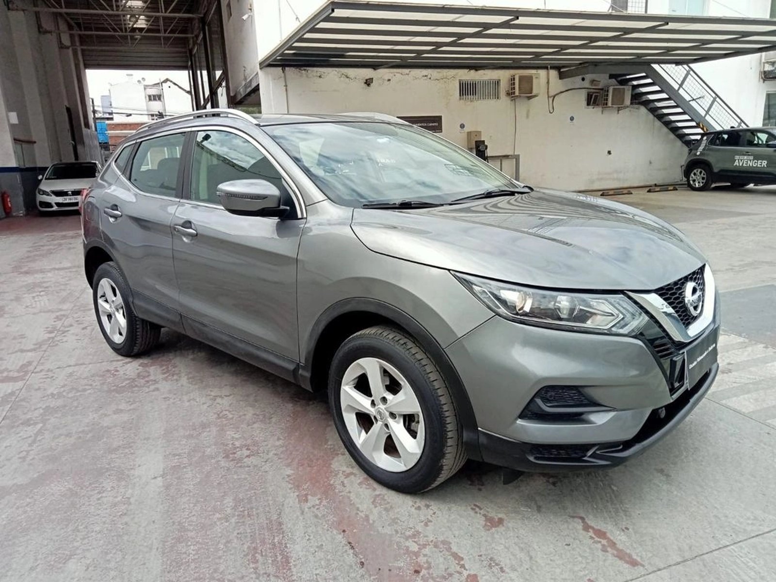 Nissan QASHQAI SENSE 2.0 2021 - Foto 3 de 14