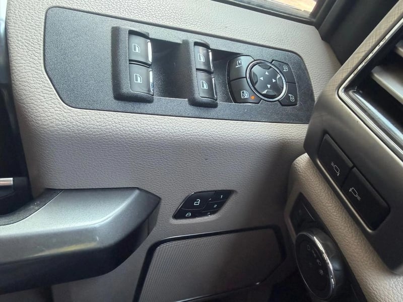 Ford F-150 LIMITED 3.5 AT 2021 - Imagen 15 de 16