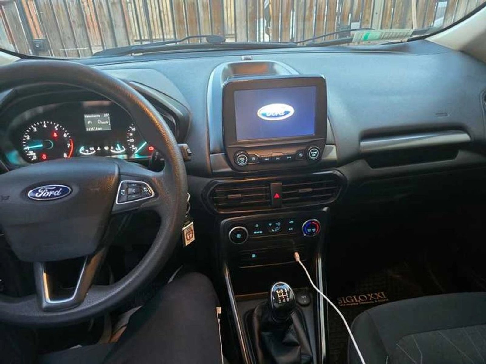 Ford ECOSPORT 1.5 SE 4X2 MT 5P 2021 - Foto 2 de 3