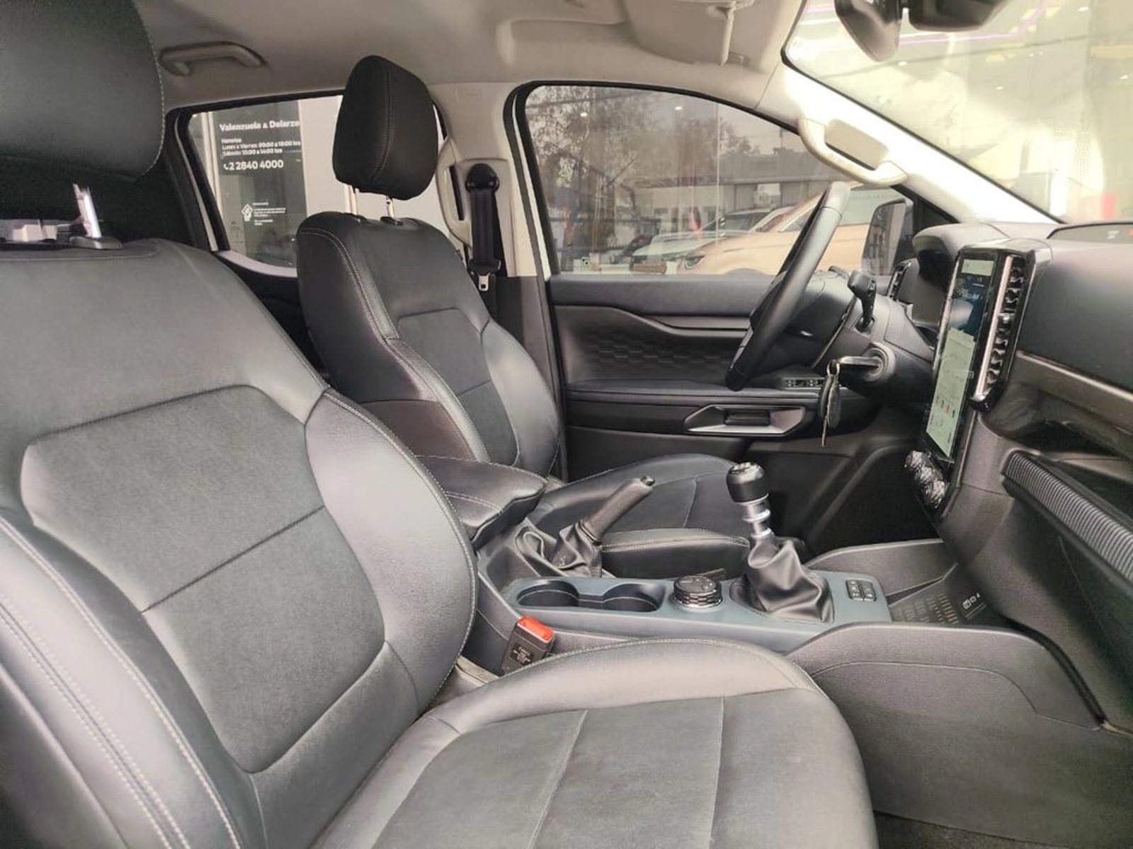 Ford RANGER XLT 4X4 2.0L MT 2024 - Imagen 14 de 19