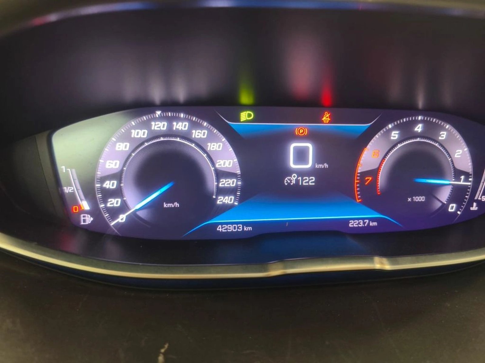 PEUGEOT 3008 PURETECH 1.2L 2022 - Imagen 11 de 19