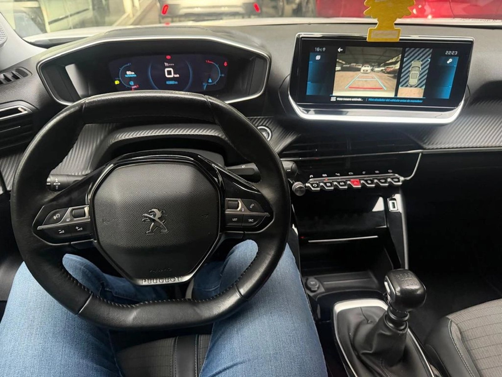 Peugeot 2008 PURETECH 130 1.2 2021 - Imagen 10 de 13