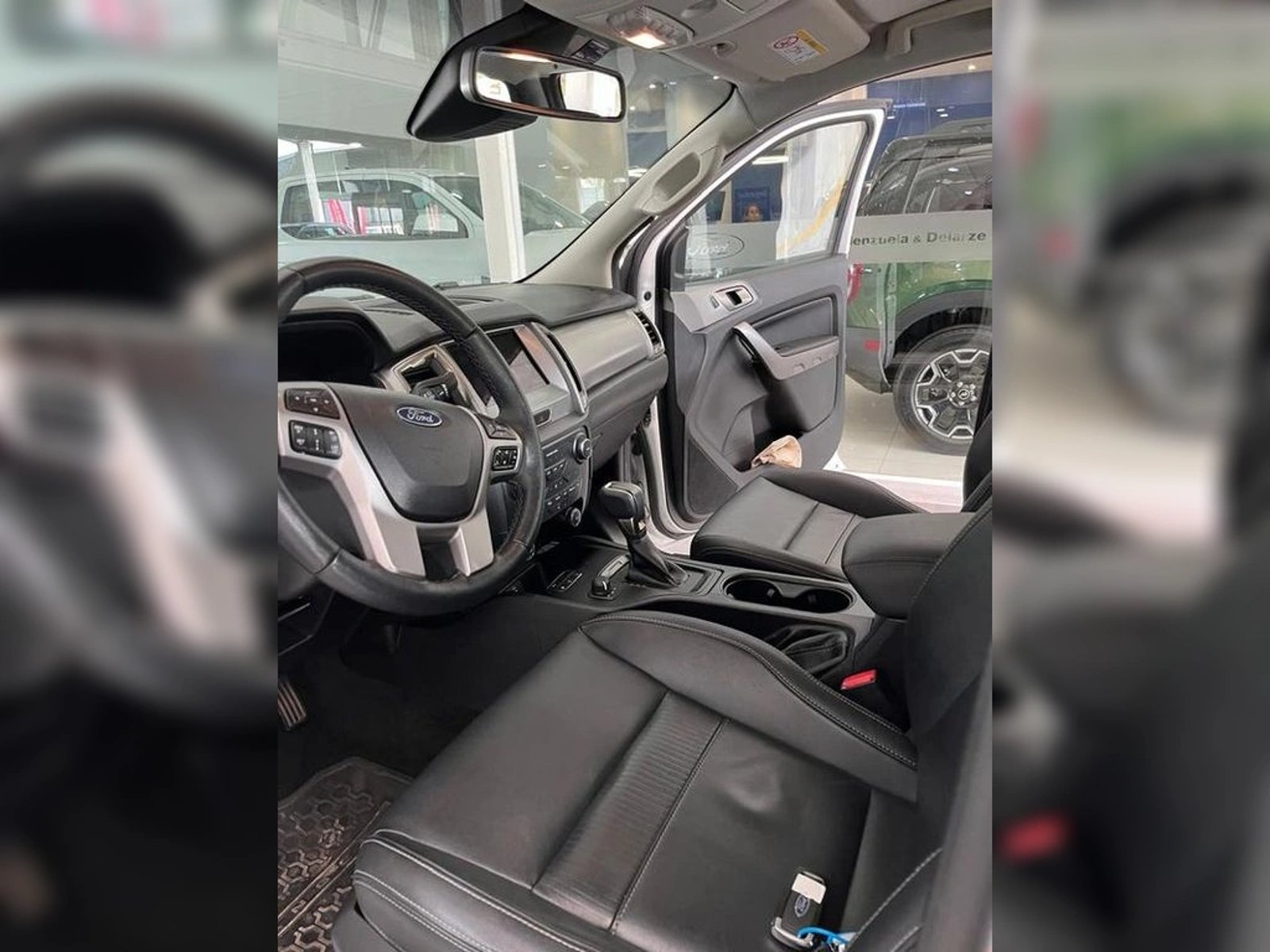 Ford RANGER XLT 4X4 3.2L AT 2023 - Foto 5 de 5