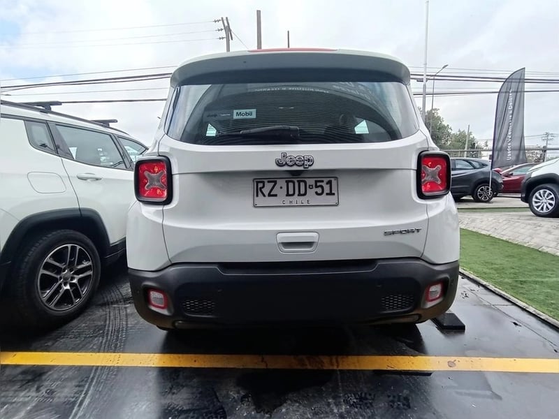 Jeep RENEGADE SPORT LX 2022 - Imagen 5 de 12