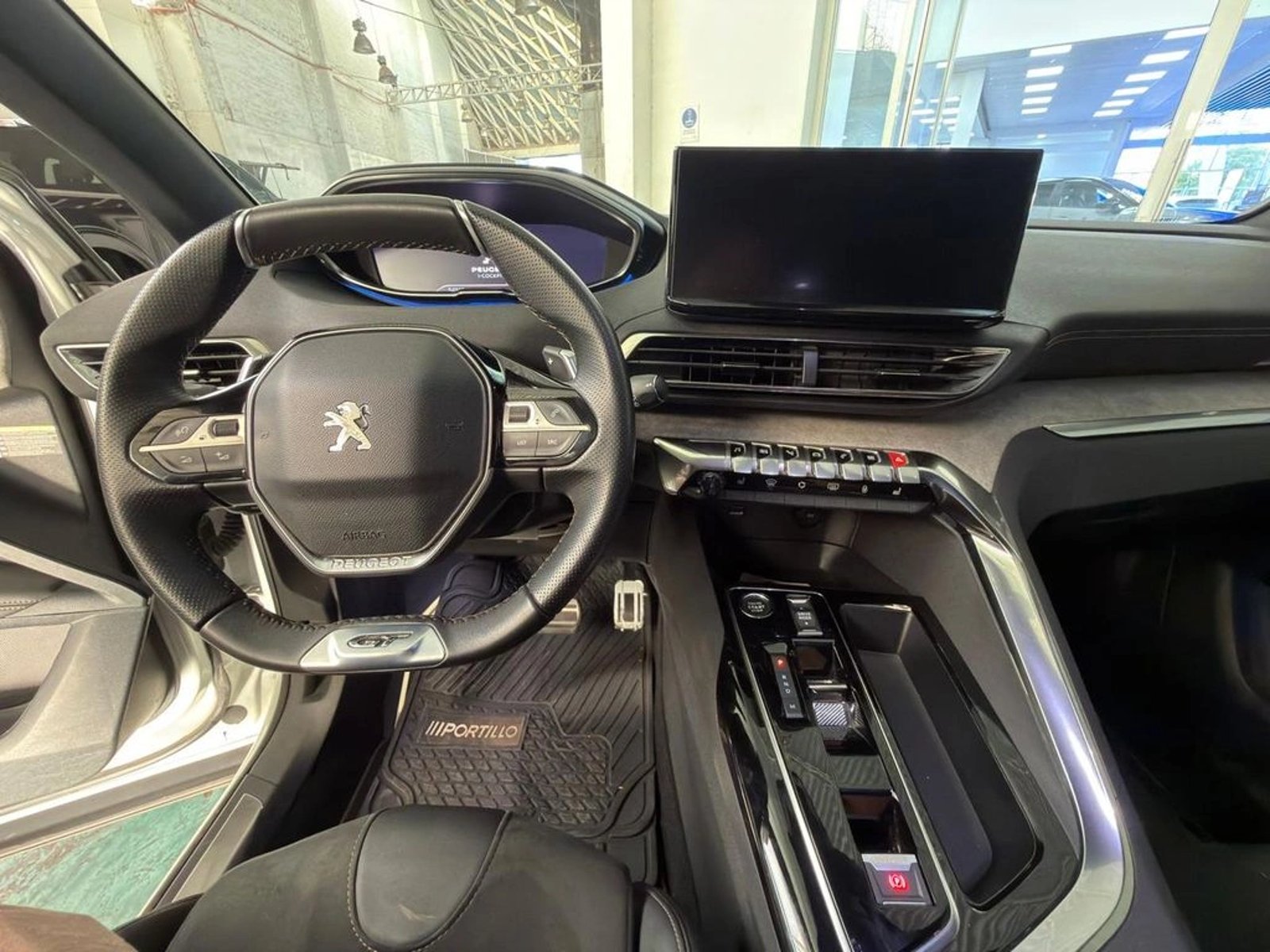 PEUGEOT 3008 GT-Line BlueHDi 130 EAT8 2024 - Imagen 12 de 17