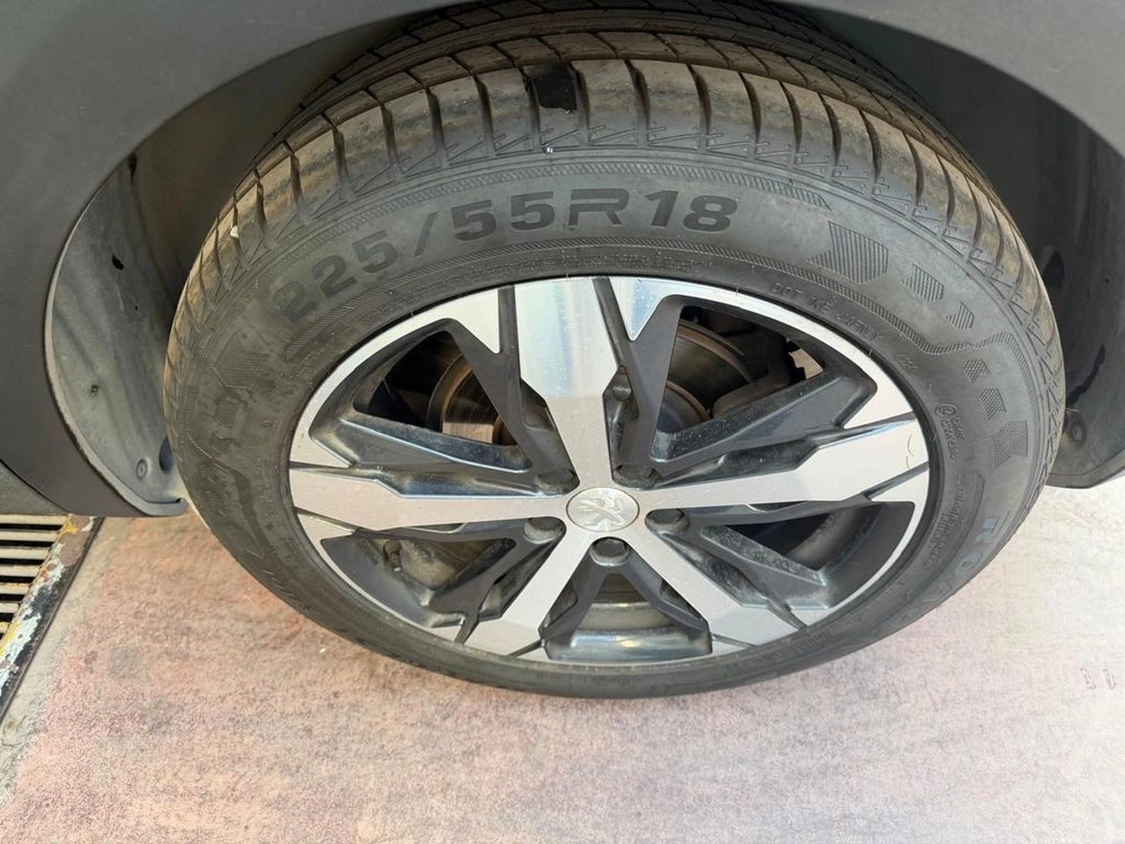 PEUGEOT 3008 GT-Line 1.6 THP 165HP EAT6 2018 - Imagen 7 de 17