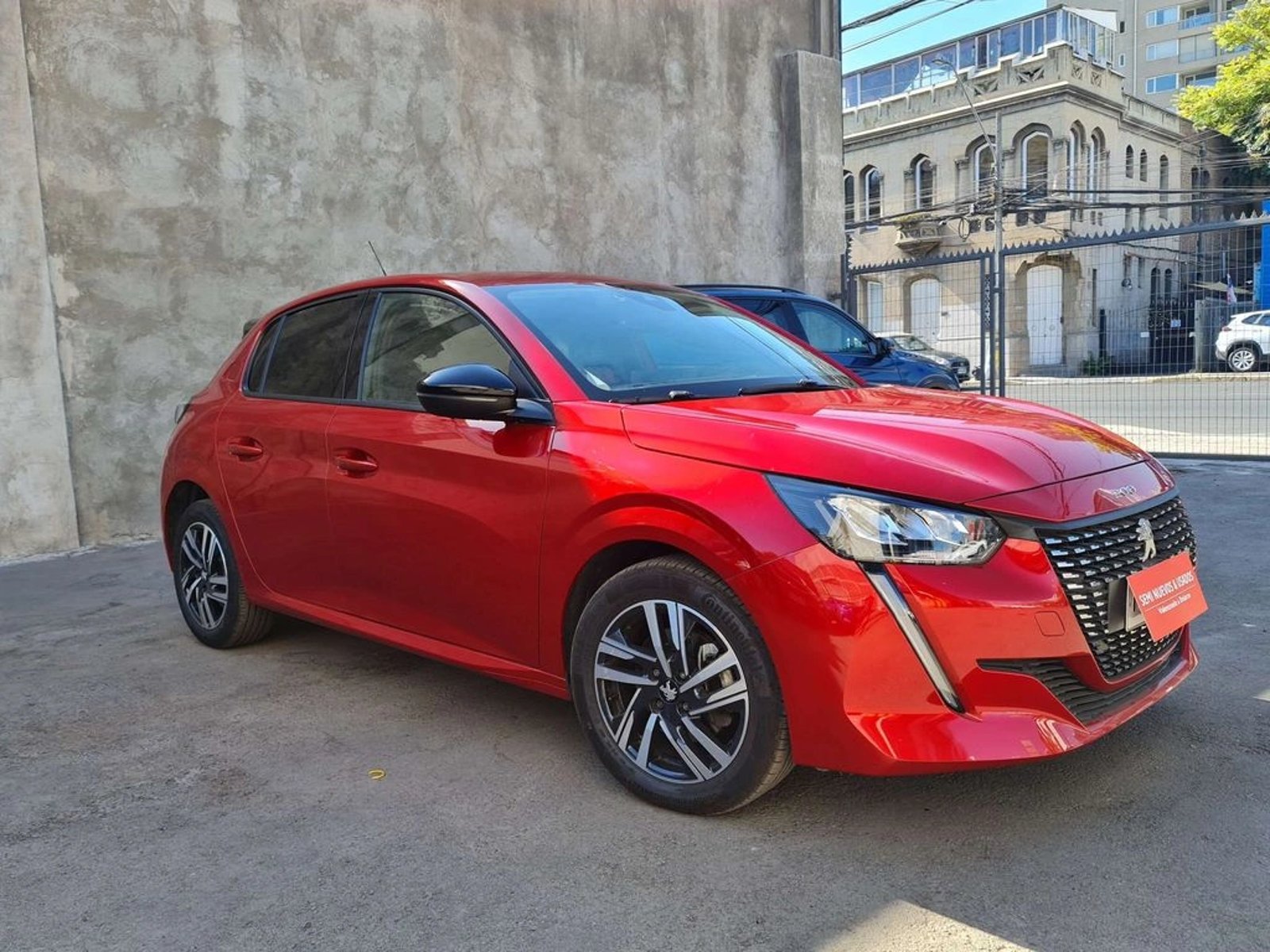 PEUGEOT 208 Allure Pack Puretech 130 EAT8 2024 - Imagen 3 de 20