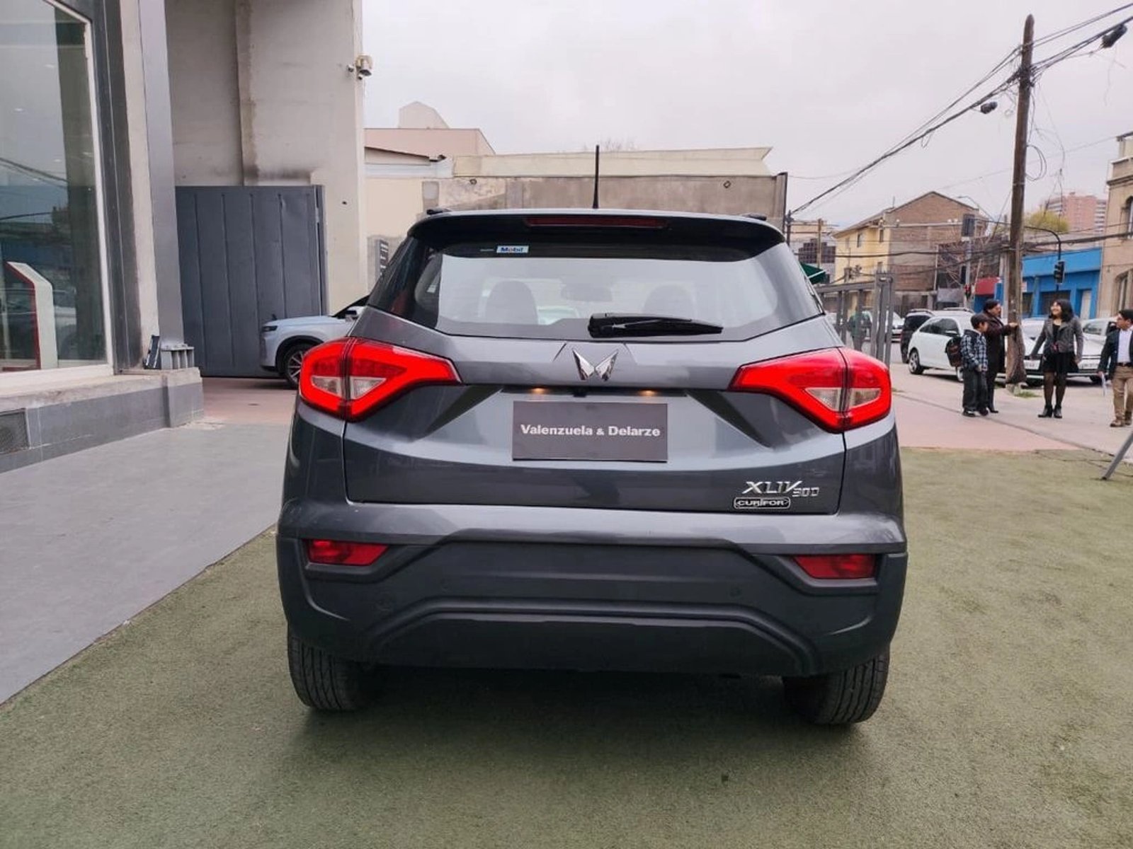 Mahindra XUV 300 1.2 2025 - Imagen 6 de 15