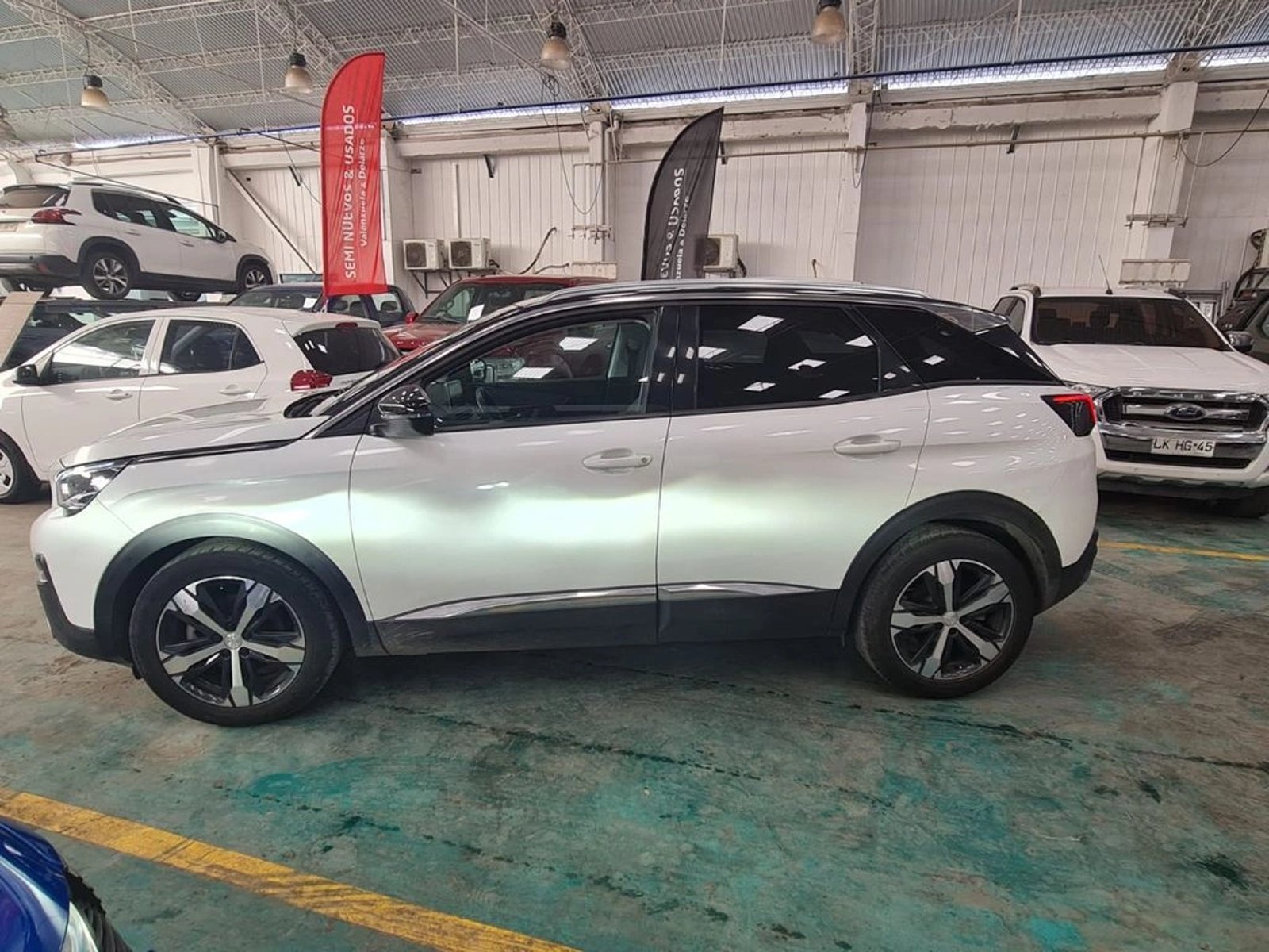 PEUGEOT 3008 Allure 1.6 THP 165HP EAT6 2019 - Imagen 3 de 18