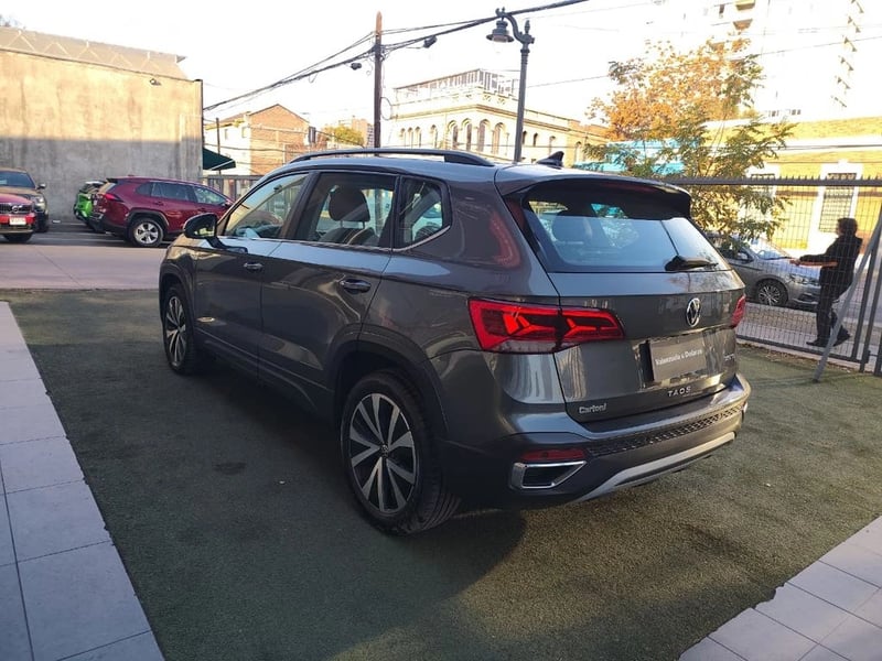 Volkswagen TAOS TSI 4X2 1.4 AUT 2025 - Imagen 9 de 17