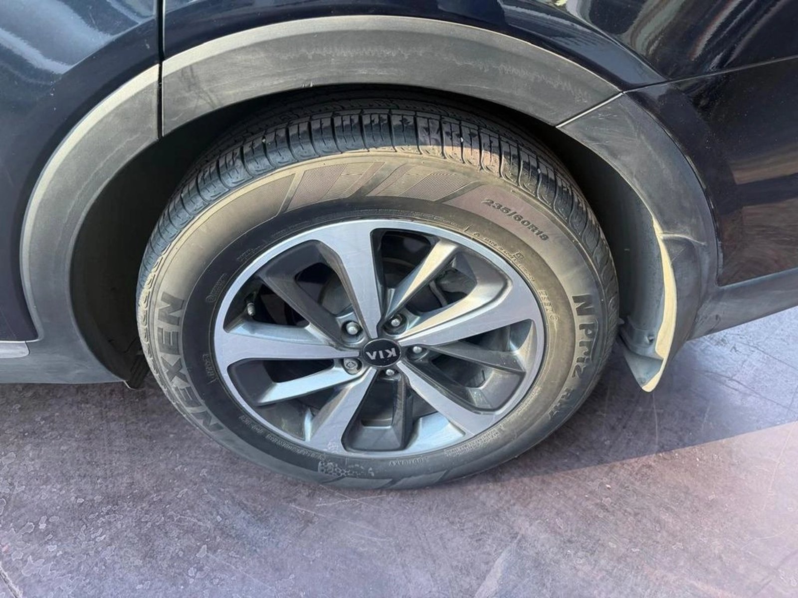 KIA SORENTO DOHC 2.4 2019 - Imagen 8 de 20