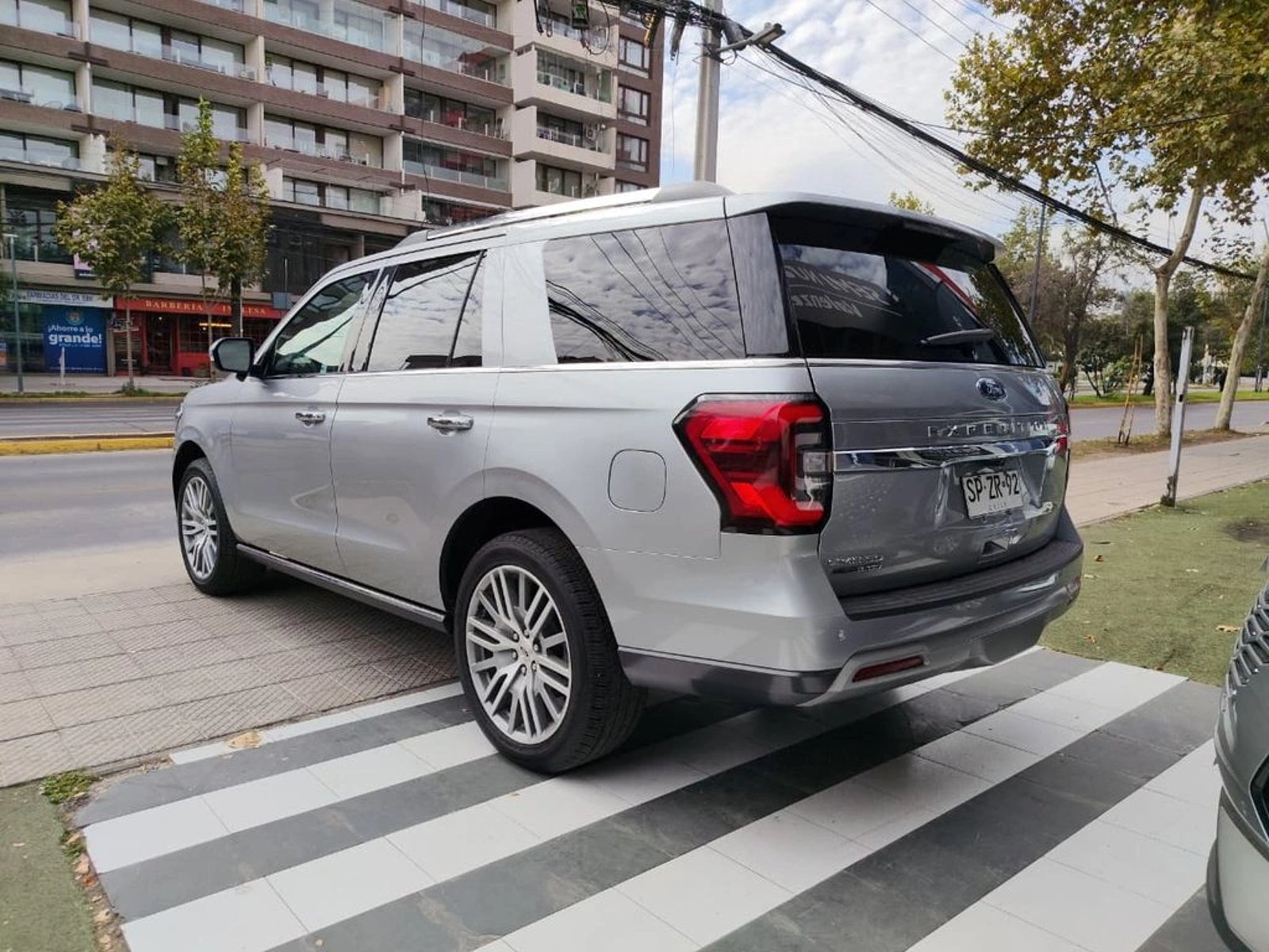 Ford EXPEDITION 3.5 LIMITED 4WD AT 5P 2023 - Foto 5 de 20