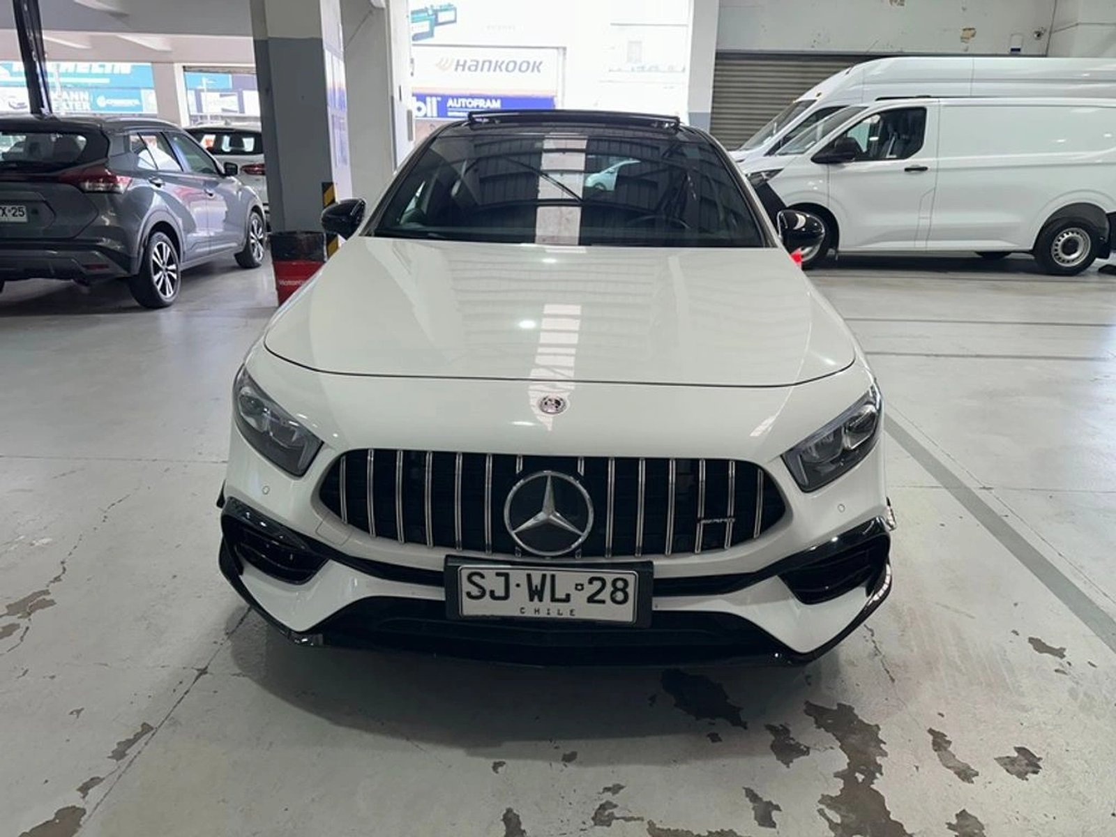 Mercedes-Benz A 35 AMG 4MATC HB 4x4 2.0 AUT 2023 - Foto 2 de 9
