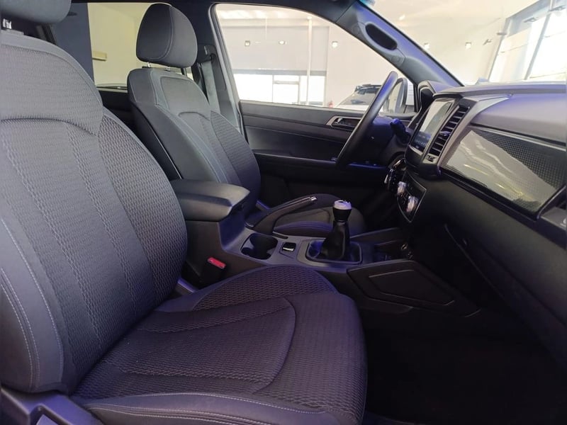 SsangYong GRAND MUSSO 2.2 4X2 MT FULL-QL612 2024 - Imagen 19 de 20