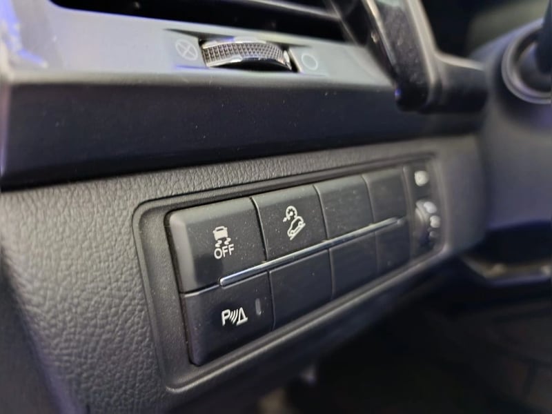 SsangYong GRAND MUSSO 2.2 4X2 MT FULL-QL612 2024 - Imagen 16 de 20