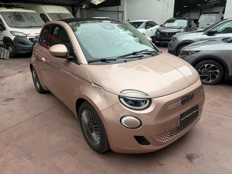 Fiat 500 E 4X2 AUT 2025 - Imagen 3 de 13