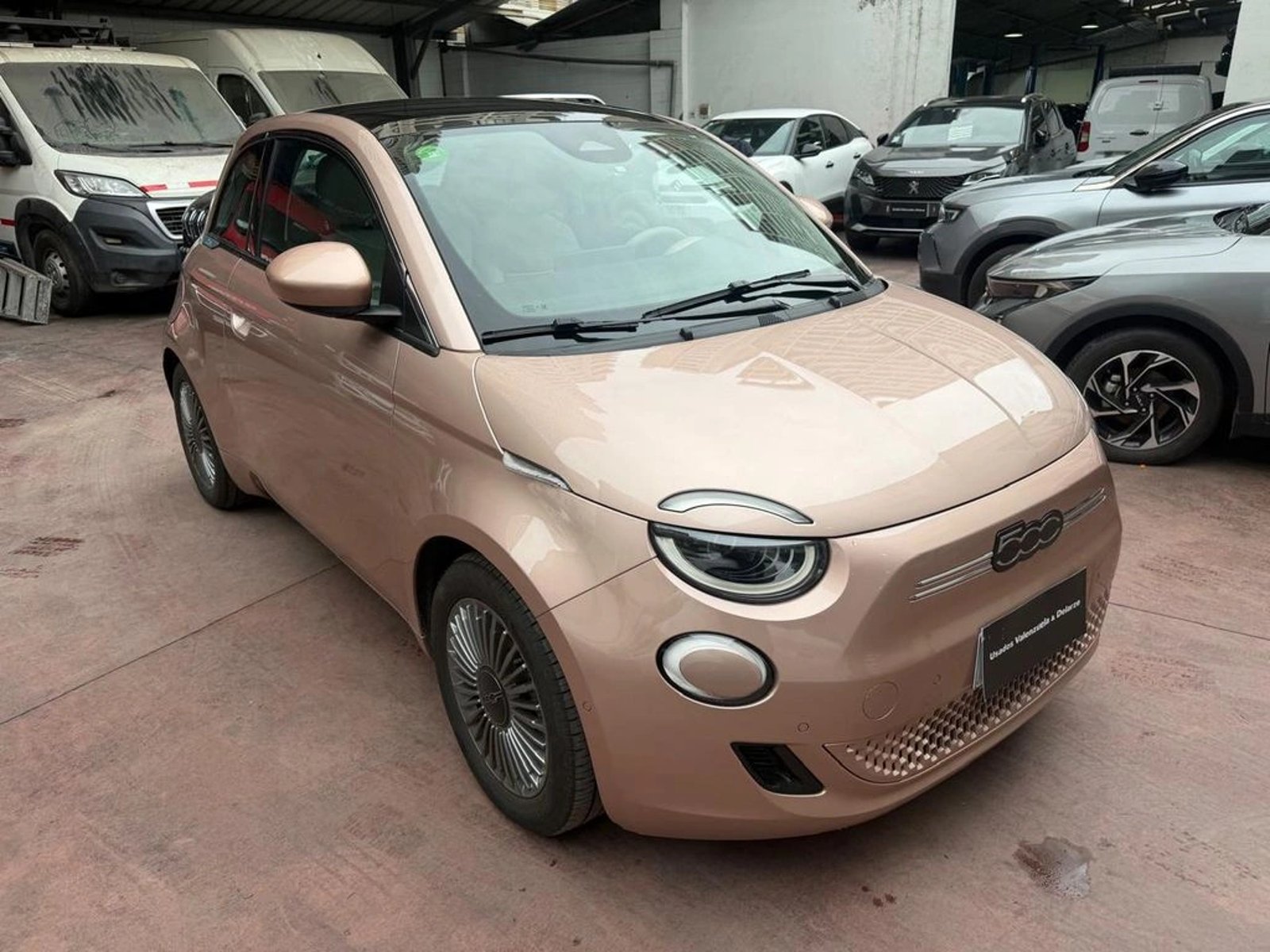 Fiat 500 E 4X2 AUT 2025 - Foto 3 de 13