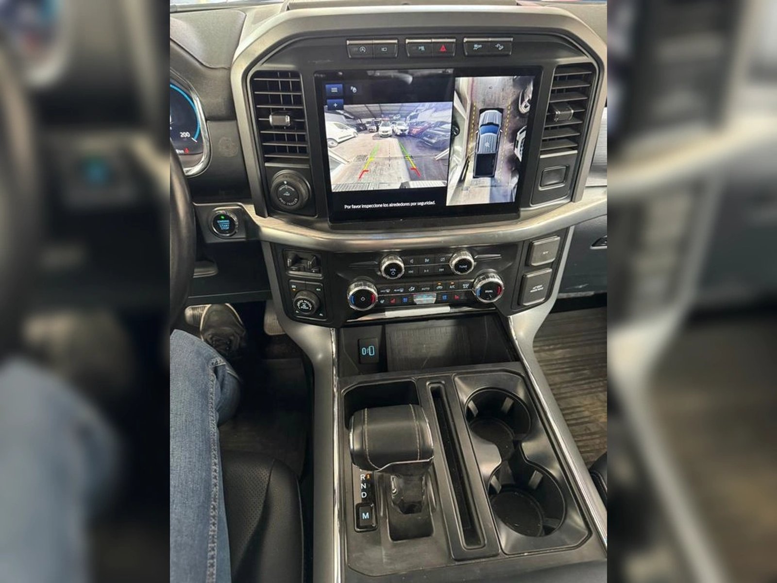 FORD F-150 Lariat Luxury AT 2023 - Imagen 10 de 19