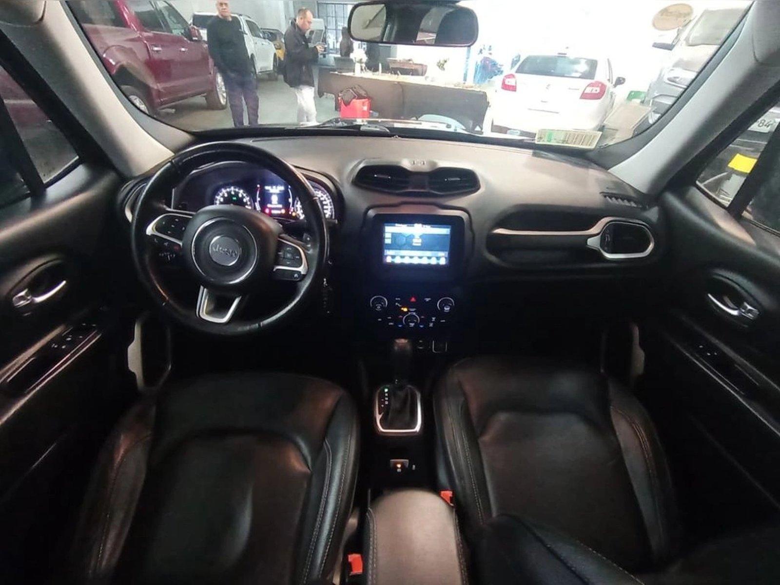 Jeep RENEGADE Sport 2019 - Imagen 11 de 13