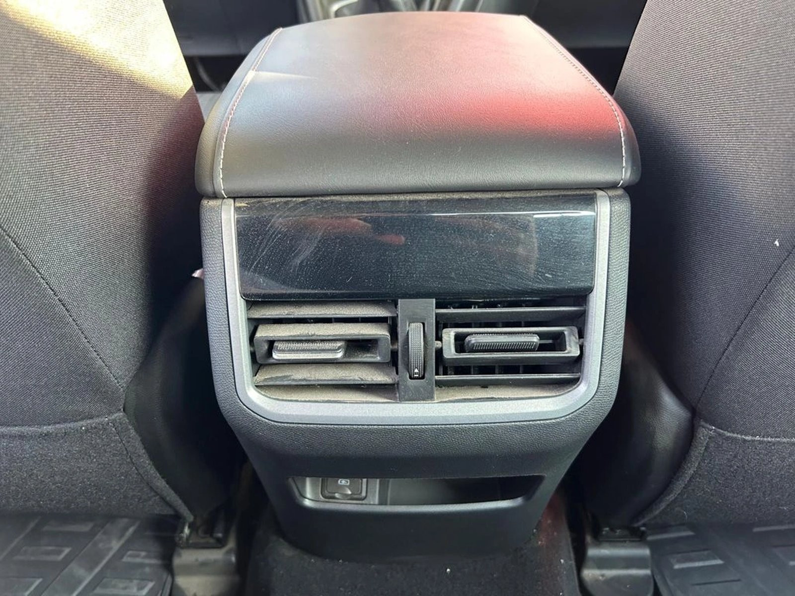 PEUGEOT LANDTREK Active BlueHDi 180 4x4 2024 - Imagen 10 de 16