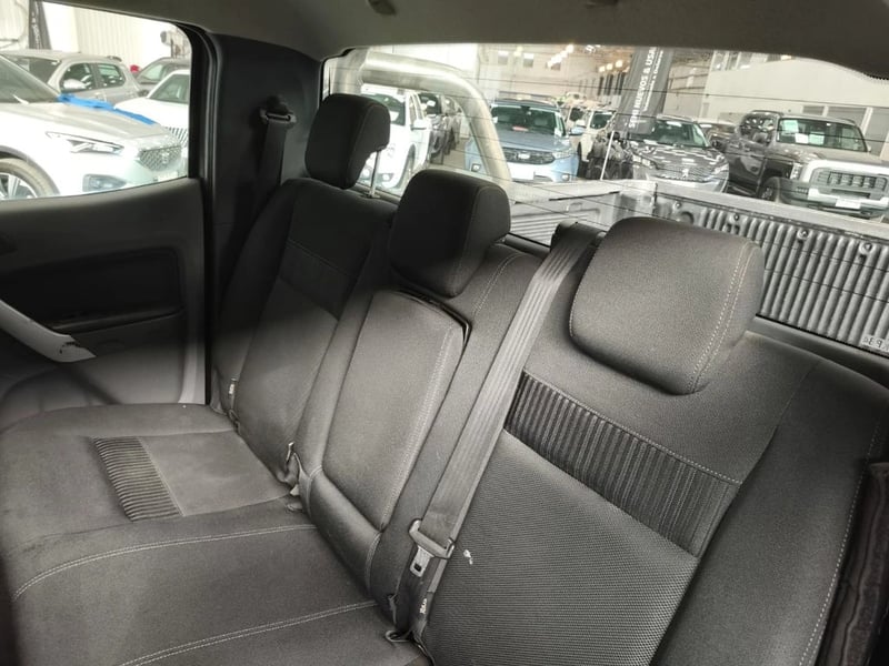 Ford RANGER 2.5 XLT 4X2 DOB. CAB. MT 4P 2019 - Imagen 14 de 14