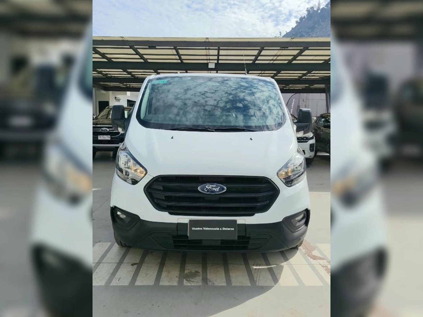 Ford TRANSIT CUSTOM 2.0 2024 - Foto 2 de 15
