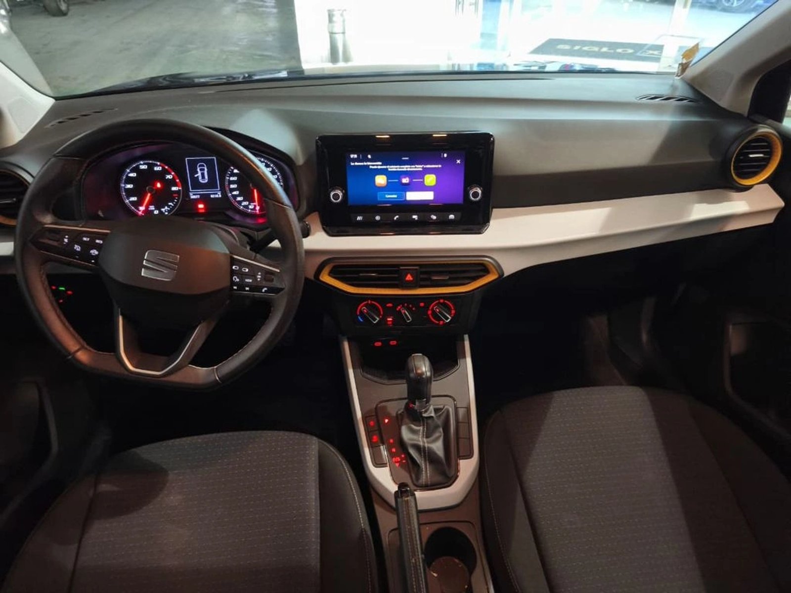 SEAT ARONA FL TSI 1.0 AUT 2023 - Imagen 8 de 12