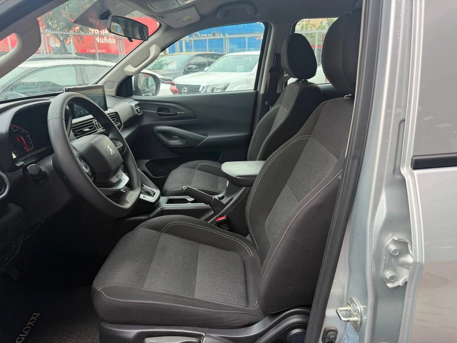 Peugeot LANDTREK Active BlueHDi 180 4x4 AT 2025 - Imagen 10 de 10