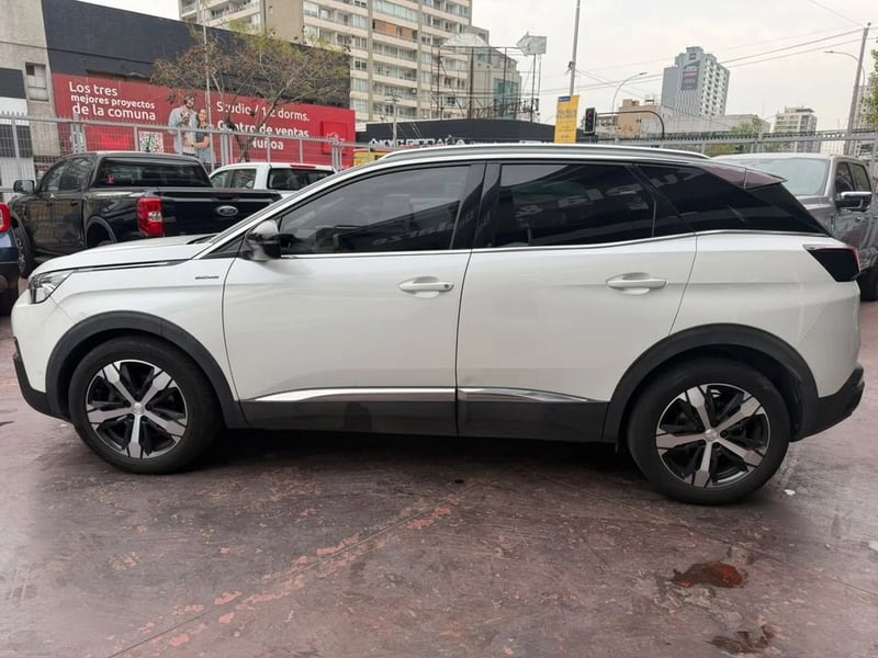 Peugeot 3008 GT LINE 1.6 2019 - Imagen 8 de 14
