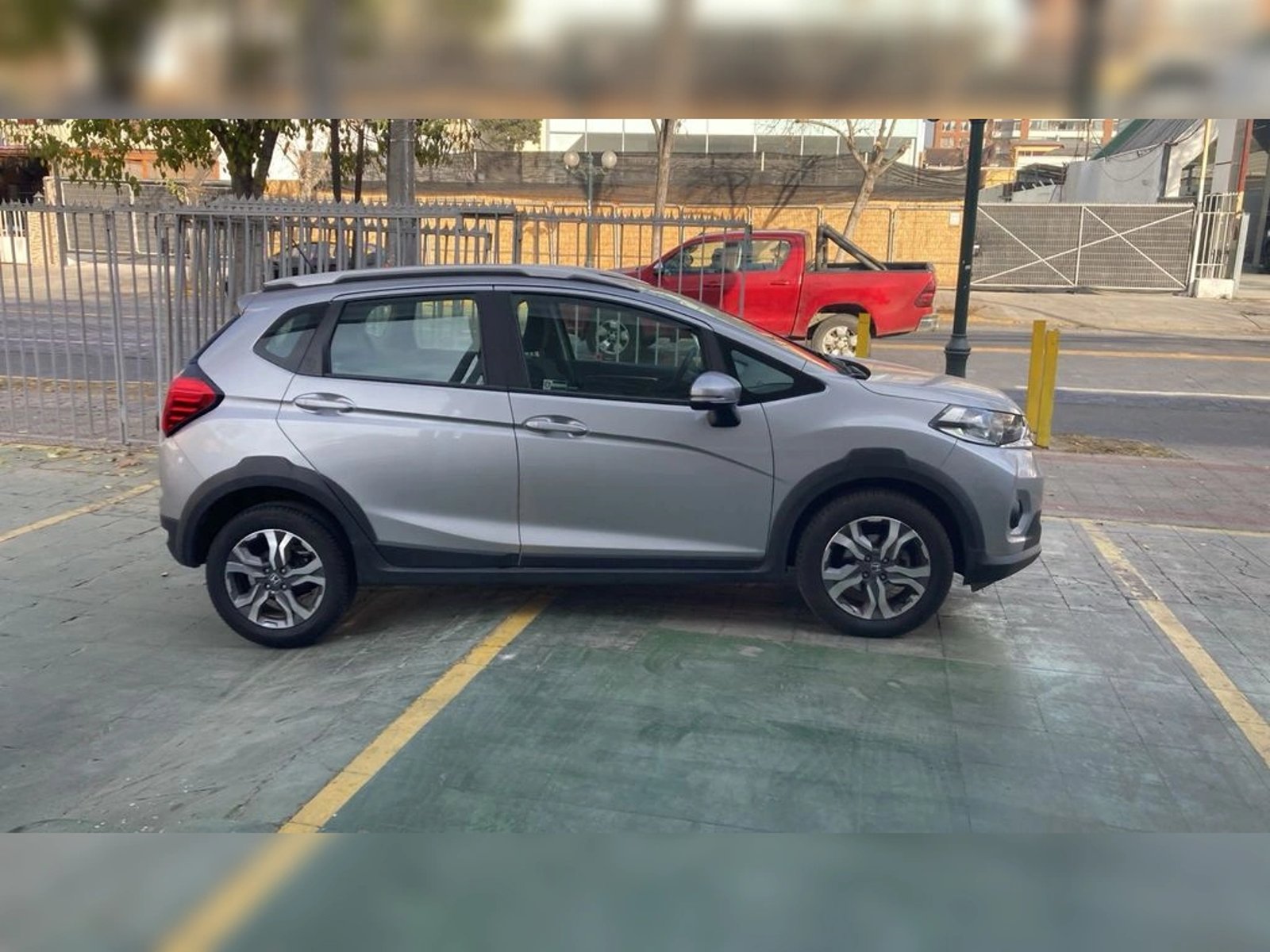 HONDA WR-V EX 1.5 Mec. 2019 - Imagen 6 de 15