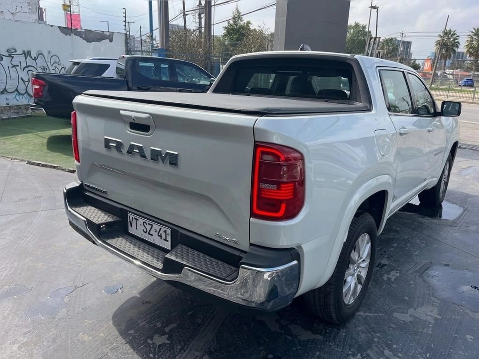 RAM RAMPAGE BIG HORN 2.2L TD 2026 - Imagen 5 de 15