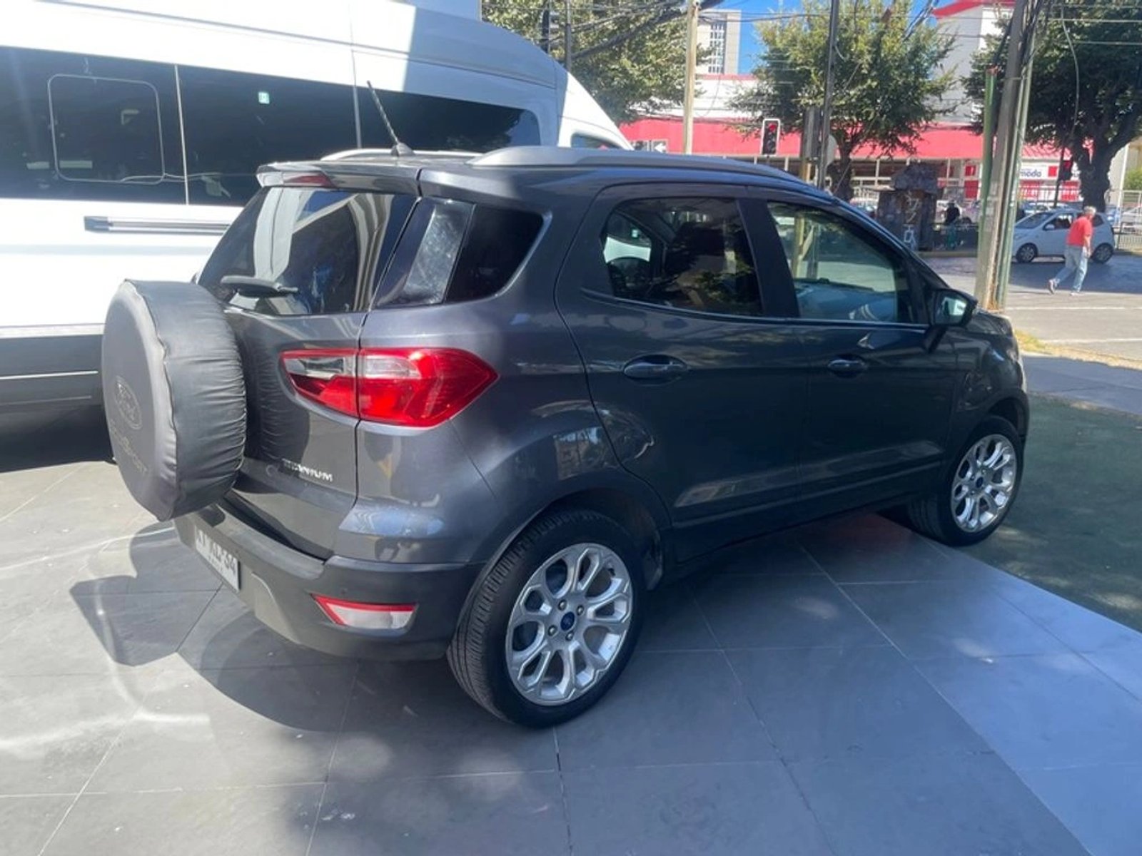 Ford ECOSPORT TITANIUM 2022 - Foto 4 de 7