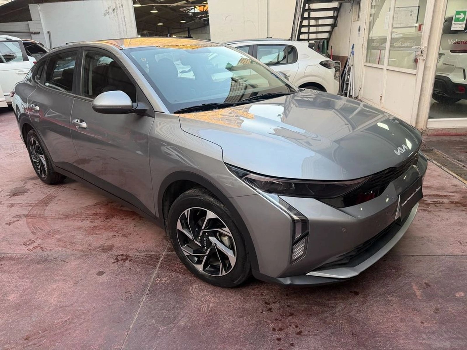 Kia K3 MPI 1.6 AUT 2024 - Foto 3 de 12