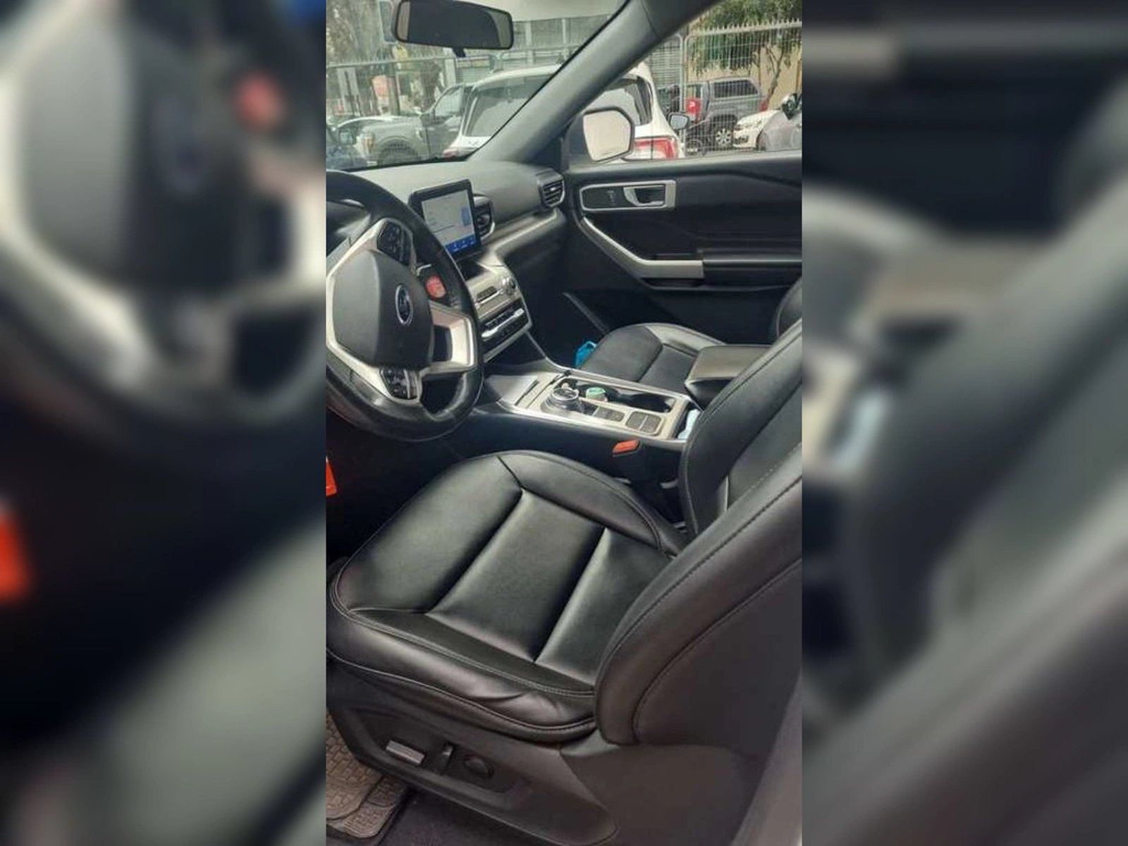 FORD EXPLORER 2WD 2.3 AUT 2023 - Imagen 6 de 11