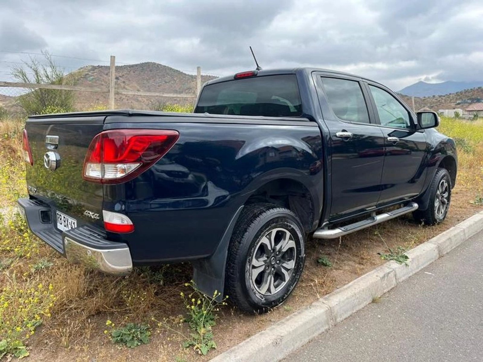 MAZDA BT-50 DCAB SDX 4X4 3.2 AUT 2021 - Imagen 5 de 11