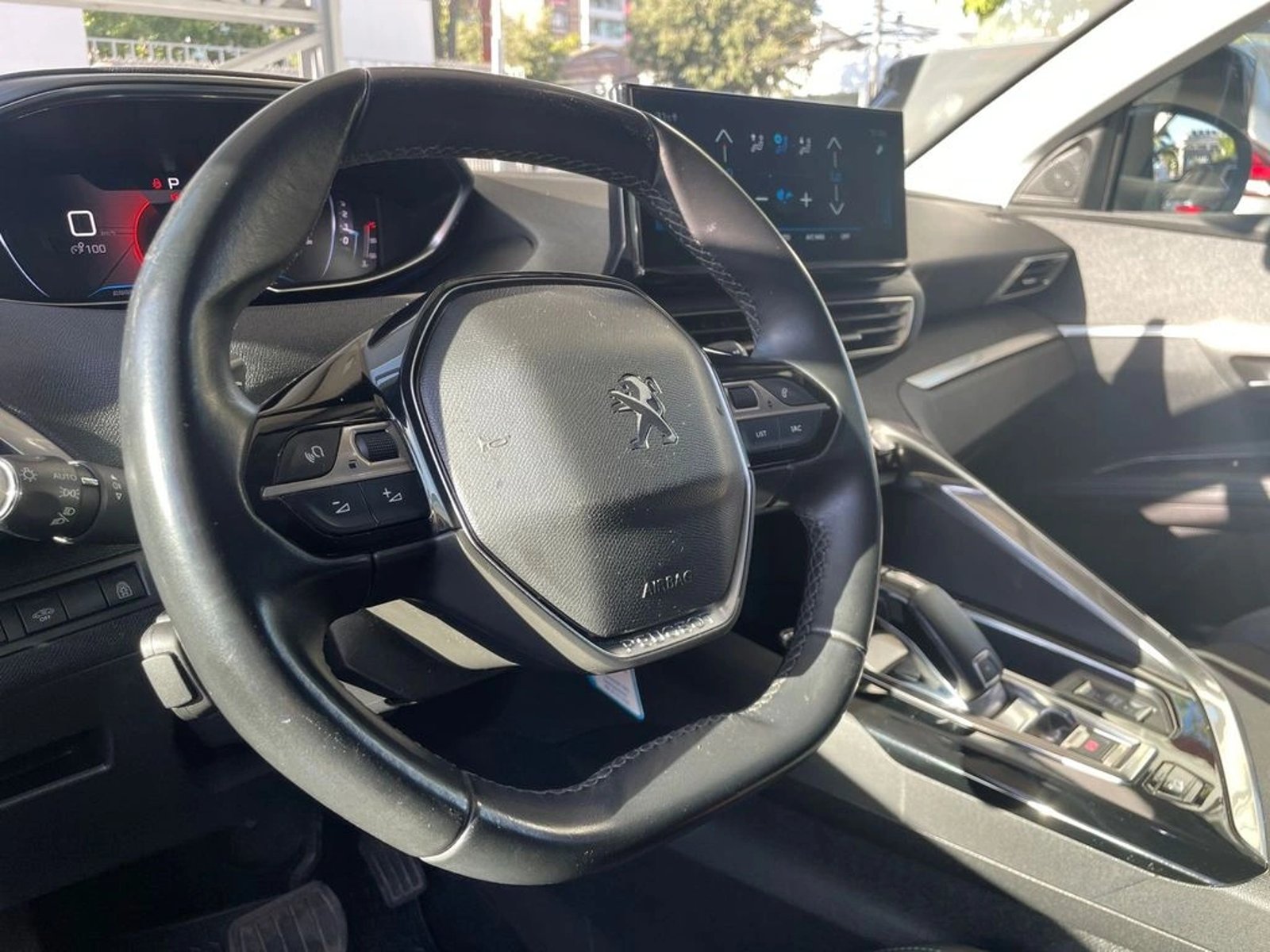PEUGEOT 5008 Allure BlueHDi 130 EAT8 2022 - Imagen 7 de 19