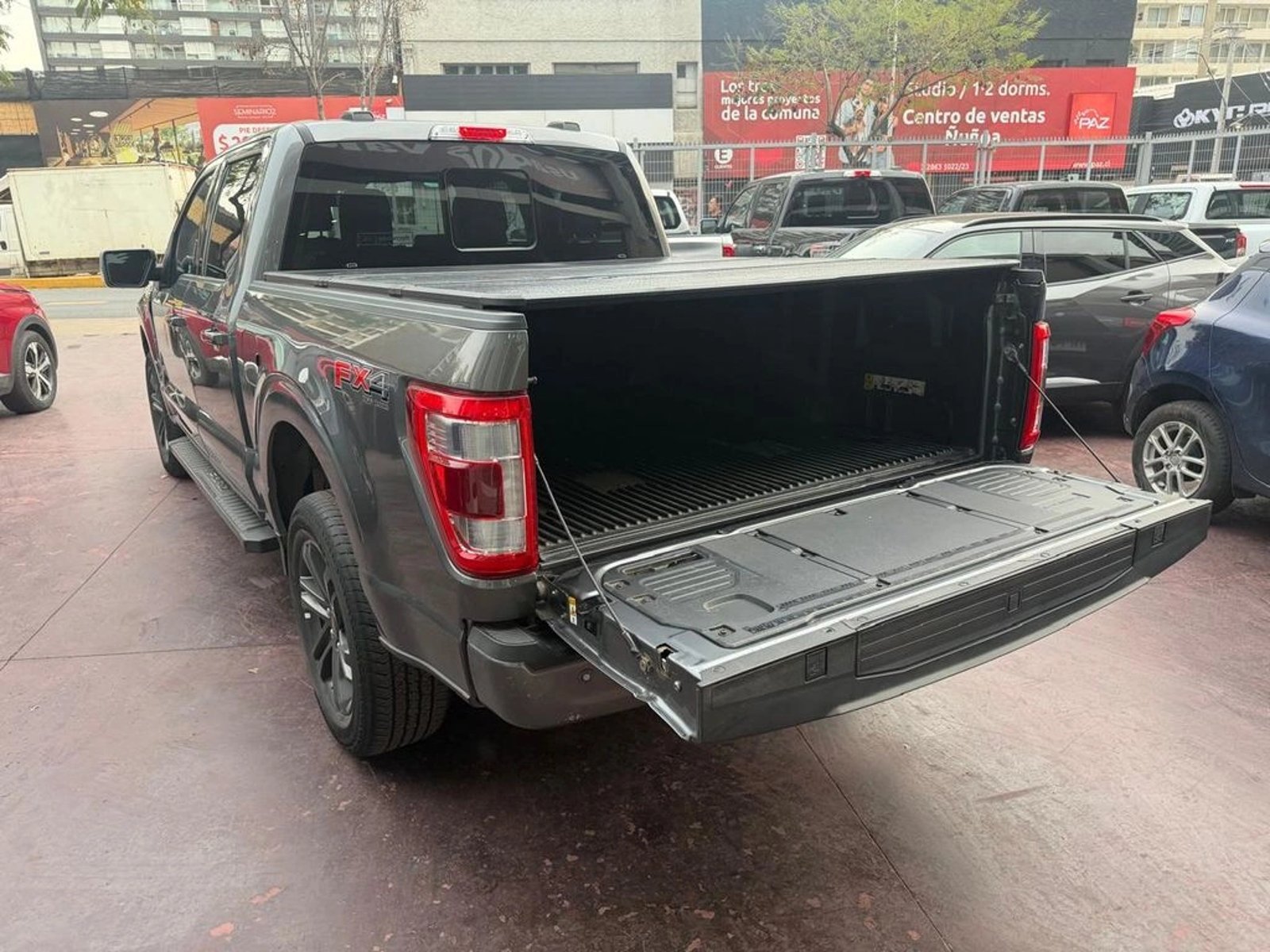 Ford F-150 5.0 LARIAT SPORT CC DOB. CAB. 4X4 AT 4P 2024 - Imagen 7 de 14