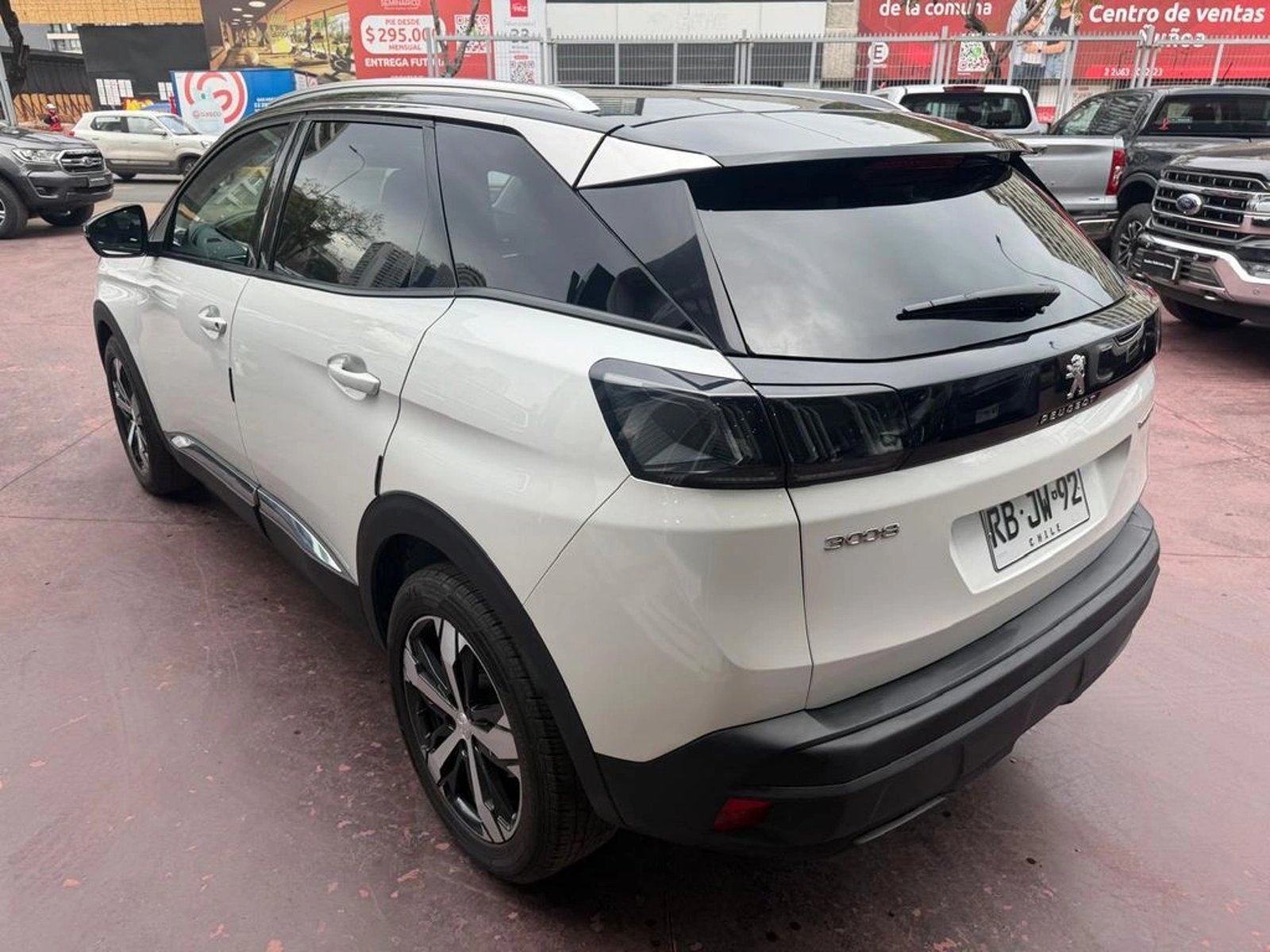 Peugeot 3008 ALLURE BLUE HDI HP 1.5 AUT 2021 - Imagen 6 de 12