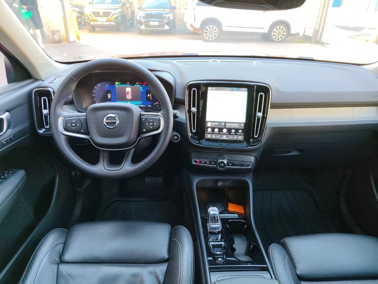 Volvo XC40 B4 ULTIMATE 2.0 AUT 2023 - Imagen 15 de 19