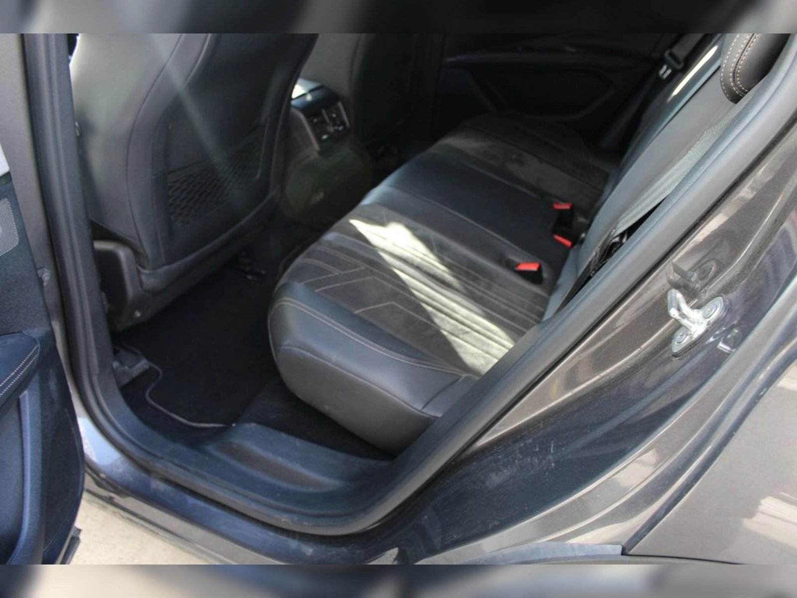 PEUGEOT 3008 GT Puretech 180 EAT8 2024 - Imagen 10 de 15