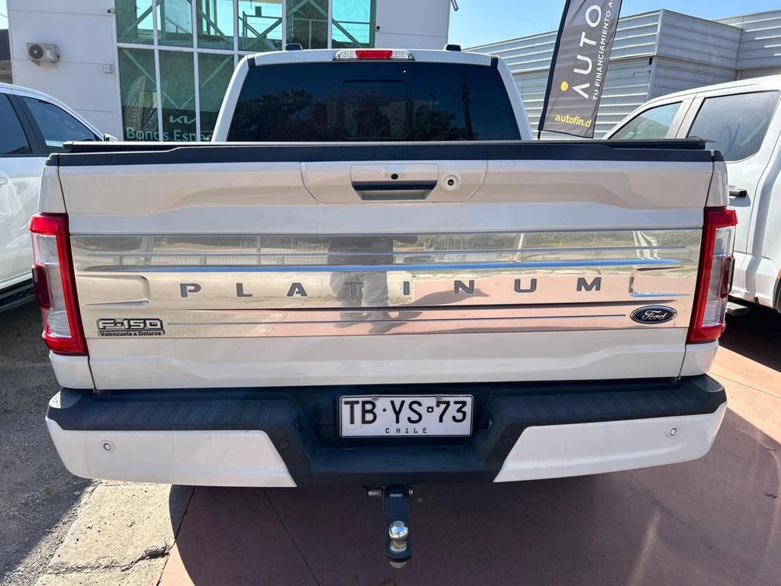 FORD F-150 Platinum FHEV 3.5 2024 - Imagen 6 de 12