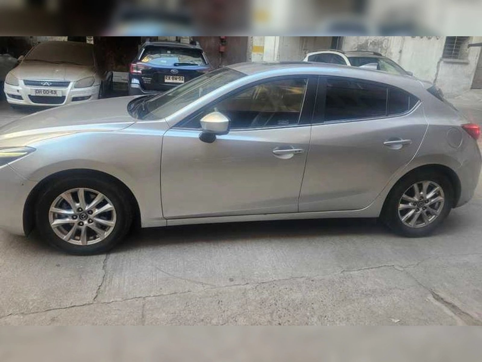 Mazda 323 SPORT V 2019 - Foto 5 de 7