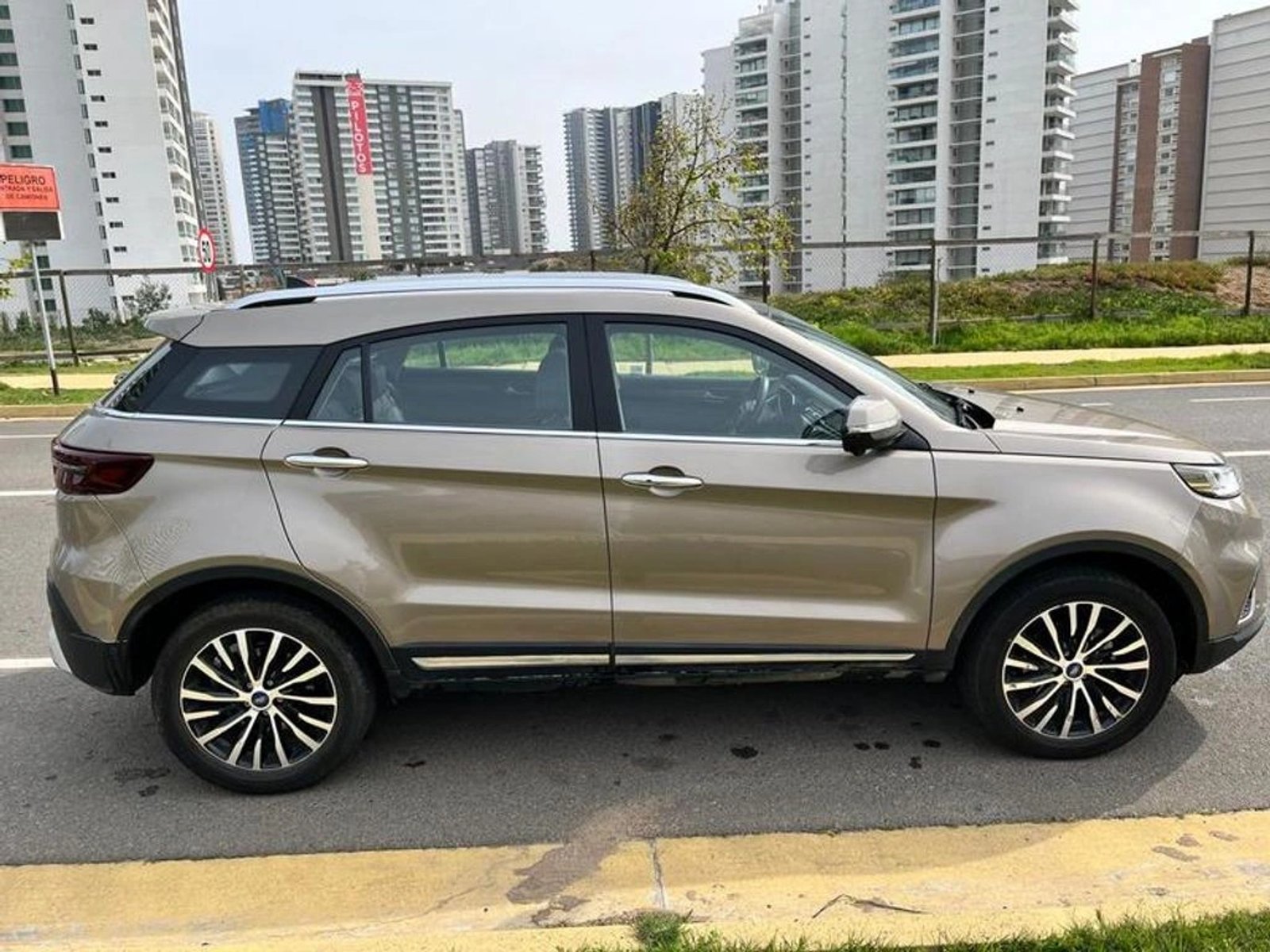 Ford TERRITORY Titanium 1.5L AT 2023 - Foto 5 de 5