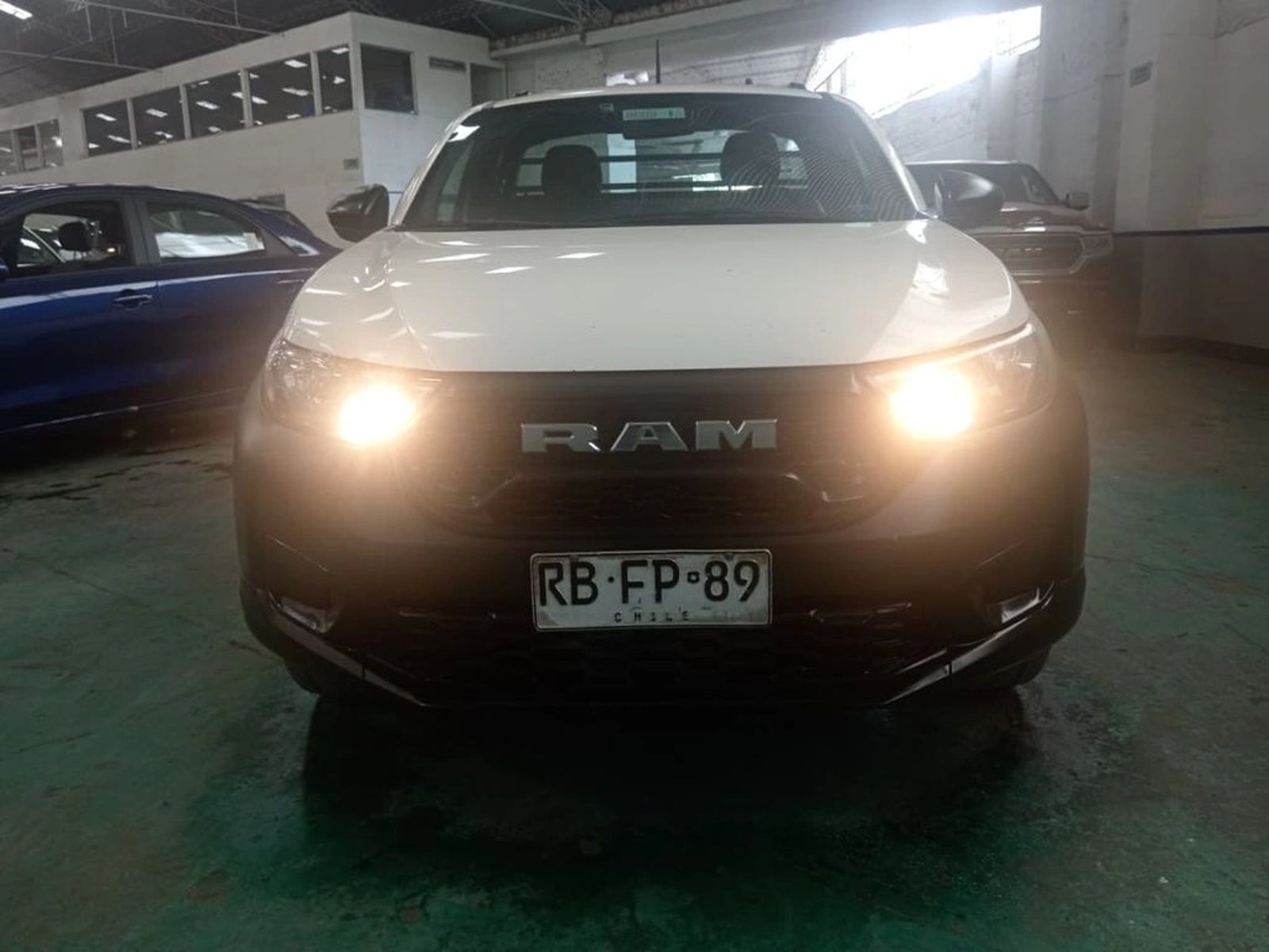 RAM 700 SLT CS 1.4 2021 - Foto 2 de 11