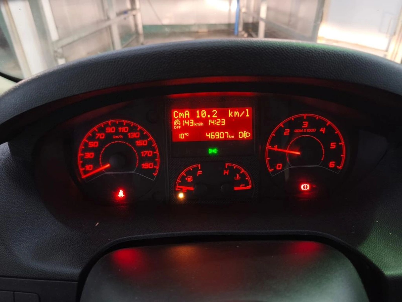 Peugeot BOXER Furgón  L2H2 BlueHDi 165 2025 - Imagen 13 de 15